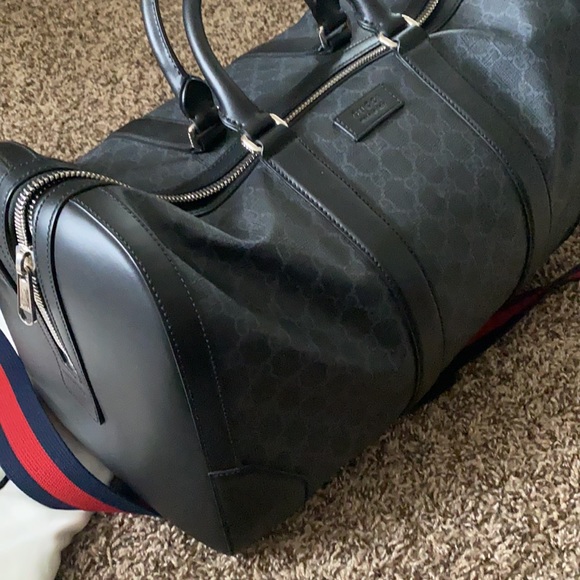 Gucci soft GG supreme carry-on duffle - Picture 8 of 12